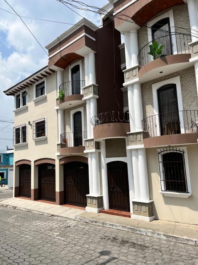 דירות קצאלטננגו Amplio Apartamento, En Colonia Cerezos, Tercer Nivel מראה חיצוני תמונה