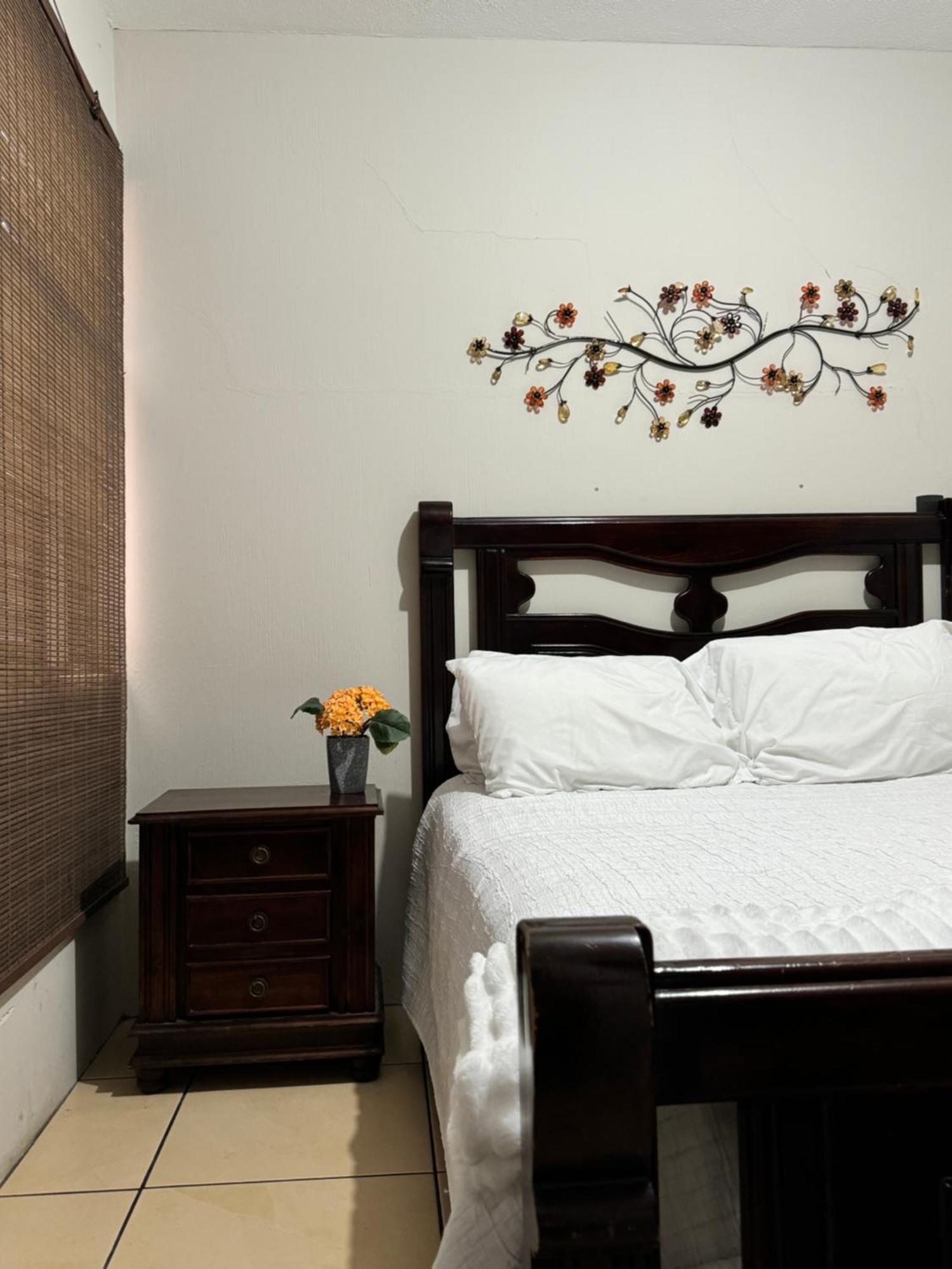 דירות קצאלטננגו Amplio Apartamento, En Colonia Cerezos, Tercer Nivel מראה חיצוני תמונה
